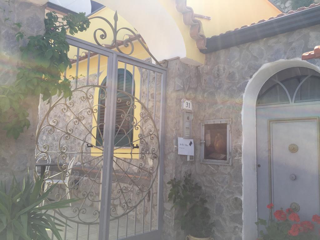 B&B Oliva Scala Exteriör bild